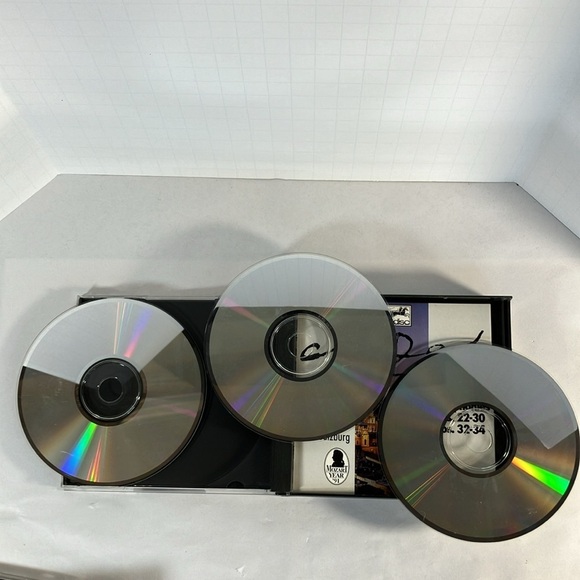 Mozart 12 Salzburg Symphonies 3 CDs - Picture 7 of 7